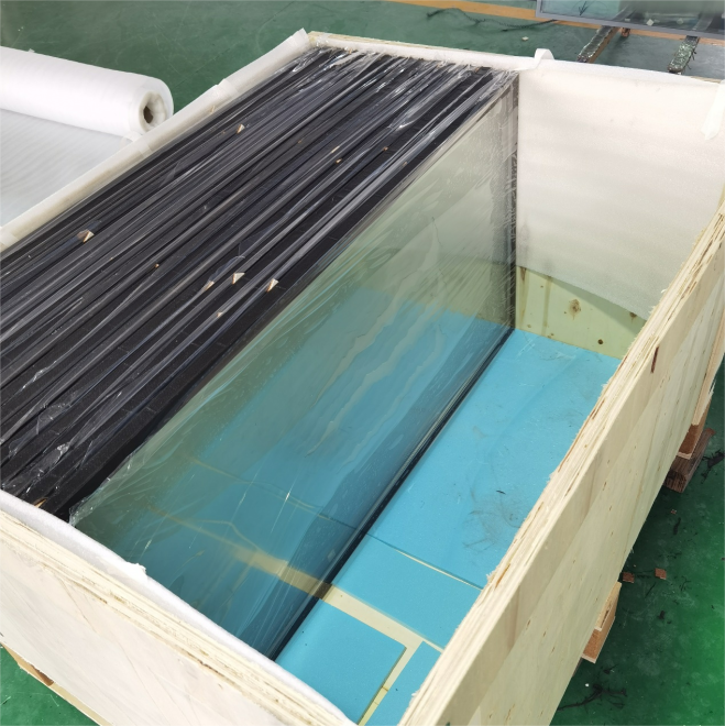 Kingin Glass Ensures the Safe and Strong Wooden Box Package of Glass Products for all Clients