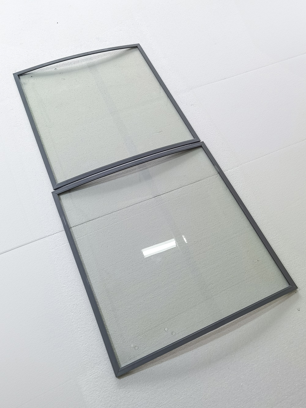 Factory Bar Refrigerator Glass Door Solutions